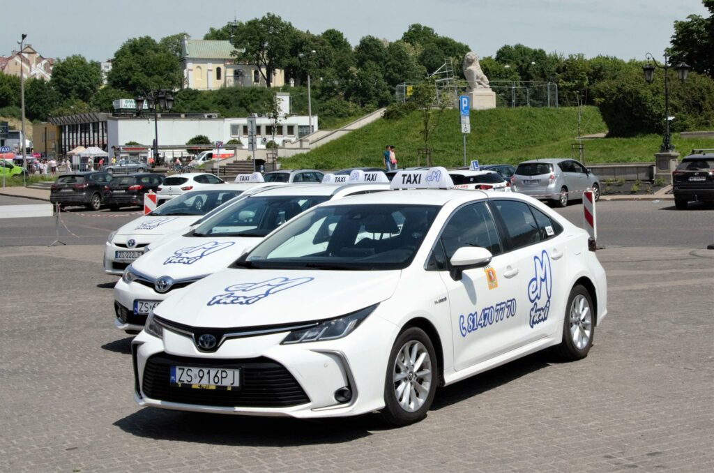 Nowoczesna flota samochodów hybrydowych w eM Taxi Lublin